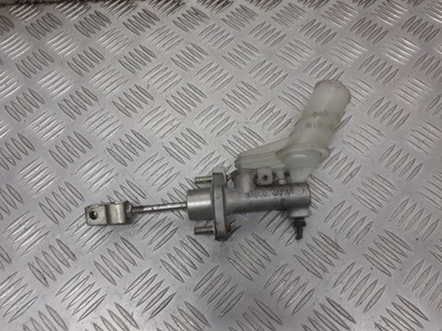 Помпа сцепления suzuki liana 1.6 фото №1