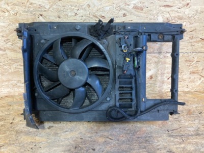 Pas передній радіатор peugeot 307 1.6hdi фото №1