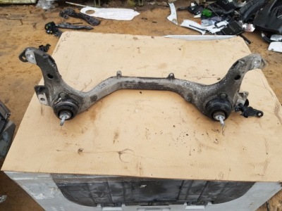 Балка кронштейн двигателя vw touareg 7l6199207 фото №1