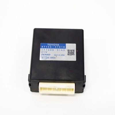 Toyota prius xw30 2013 модуль / блок керування люк фото №1