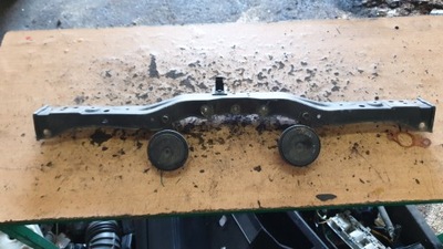 Toyota avensis t25 pas передній підсилювач верхній фото №1