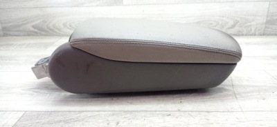 Audi a6 c6 подлокотник 04- фото №1