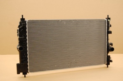 Радіатор води opel astra j iv zafira c cascada фото №1