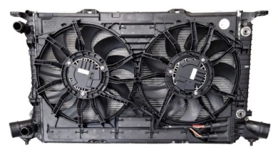 Комплект радиатор porsche macan 95b 2.0b 2018- фото №1