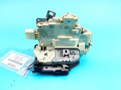 Замок задняя левый 1p0839015 seat leon ii фото №1