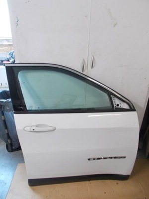 Двері передні праве jeep compass 2017- фото №1