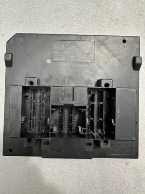 !модуль комфорту блок керування блок управління бортовою мережею 5q0937084dc! фото №1