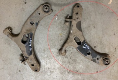 Рычаг левая перед subaru legacy outback 09 13 фото №1