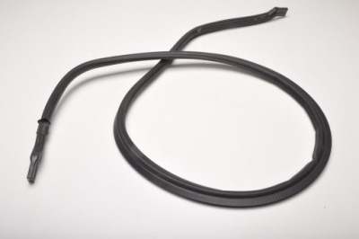 Maserati levante sq4 прокладка відсік двигуна 19r фото №1