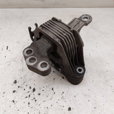 Opel astra j кронштейн подушка двигателя 13248476 фото №1