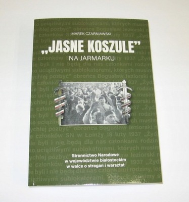 Jasne koszule na jarmarku z autografem autora