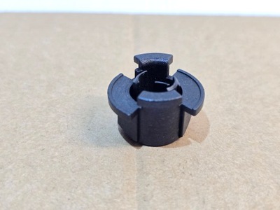 Alfa romeo stelvio клипса крепления радара фото №1