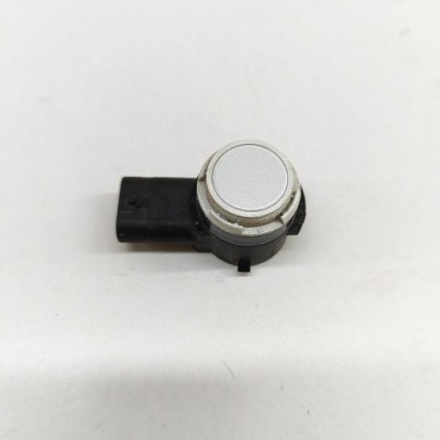 Tesla model 3 2021 з задній датчик паркування pdc фото №1