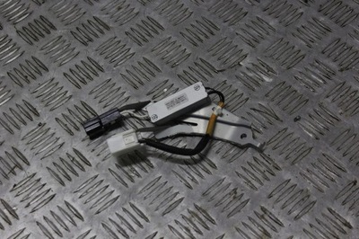 Lexus nx 2016 антена підсилювач кришки фото №1