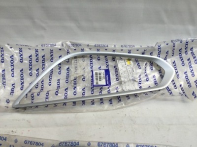 Volvo v60 s60 рамка левая решётки 31283096 новая фото №1