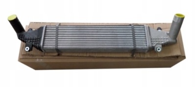 Интеркулер mazda 3 1.6d 2.0d 2003-2009 новый фото №1