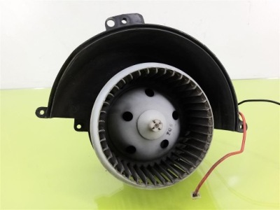 Воздуходувка вентилятор opel astra iii h 2004-2013 r 881060997 фото №1