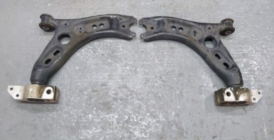 Vw passat b7 cc рычаг левый перед 5n0407151 фото №1