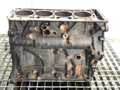 Блок двигателя audi a4 b9 2.0 252km cym фото №1