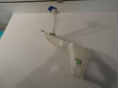 Бачок омывателя vw amarok 2h0955453 фото №1