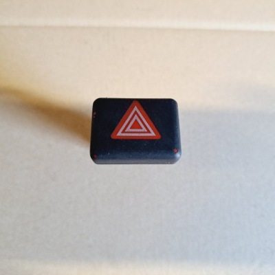 Audi a4 b6 переключатель света аварийных 8h0941509 фото №1