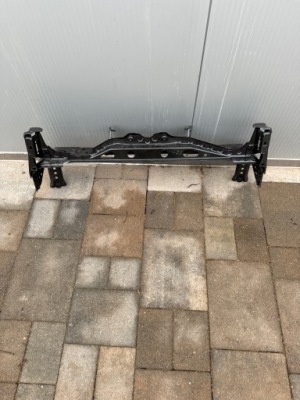 Toyota yaris iv gr усилитель верхний фото №1