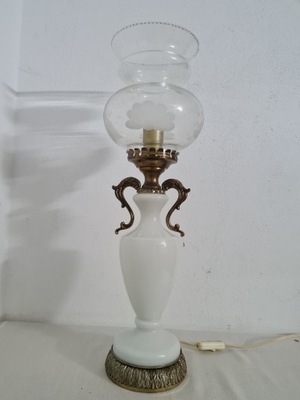 Stylowa lampa Lampka - szlifowany klosz
