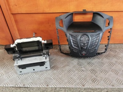 Радио cd экран ford focus mk3 оригинальный номер am5t-18b955-bd фото №1