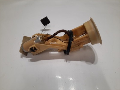 Bmw x5 e53 4.6 is насос пального 6755259 фото №1