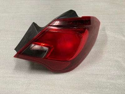 Opel corsa e правая лампа задняя фото №1