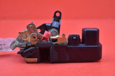 Замок дверь правый перед передний eu dodge magnum 1 i 04-08 фото №1