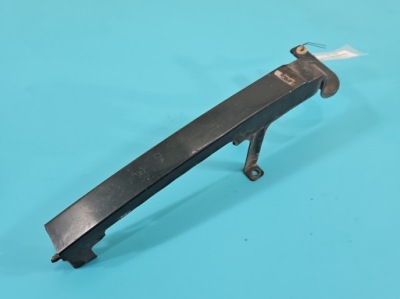 Направляющая кронштейн лампы перед правый opel monterey фото №1