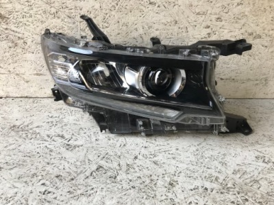 Toyota land cruiser 150 лампа правый перед передняя фото №1