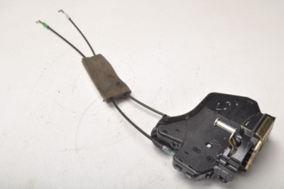 Toyota tundra замок дверь левый задняя задний 00-06 фото №1