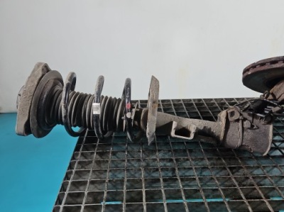 Амортизатор перед левая передний mercedes w246 фото №1