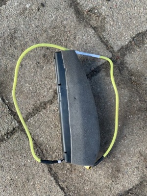 Subaru legacy awd 2.0d подушка подушка безпеки правий перед 610511500 фото №1