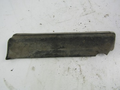 Mercedes 123 w123 молдинг крыла правая нижняя 4d фото №1