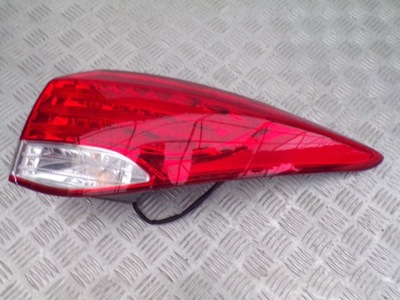 Лампа pt правий задня kombi hyundai i40 13r фото №1