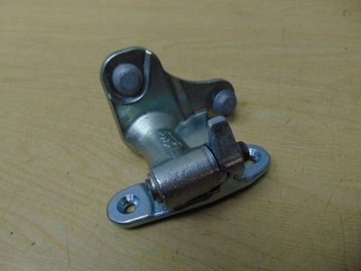 Петля дверь mercedes w176 a046572 hw176g1 фото №1