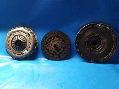 Зчеплення колесо двомасовий volvo v40 ii s40 ii v50 1.6 d2 ford фото №1