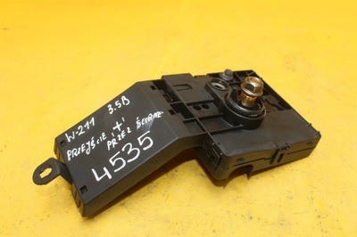 Коробка запобіжників 3.5b w211 a2115461241 фото №1