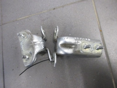 Петля петли дверь правый задняя terios ii 06- s28 фото №1