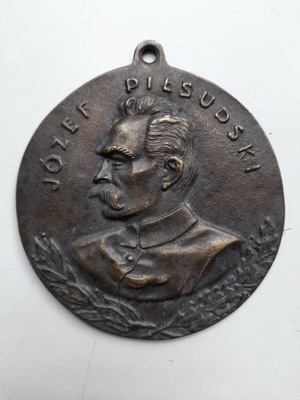 Plakieta Józef Piłsudski z laurowym wieńcem