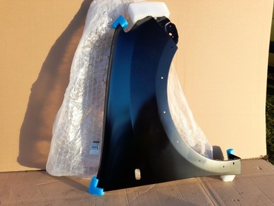 Крыло правый dacia sandero stepway org. новый фото №1