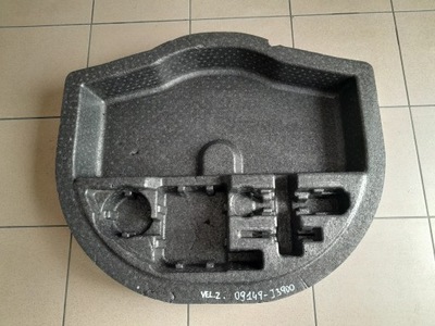 Hyundai veloster ii 2018- лоток бардачок багажника фото №1