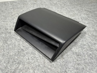 Бардачок tesla model s y 1018894-00-b фото №1