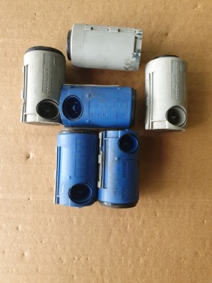 Mercedes датчик парковки 0015425818 фото №1