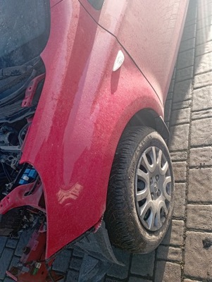 Hyundai i20 i 2009 крыло левый перед передний 9p фото №1