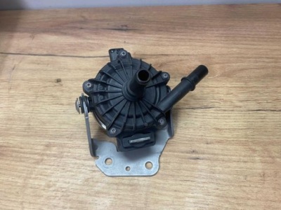 Помпа води renault austral 1.2 e-tech 149405998r фото №1