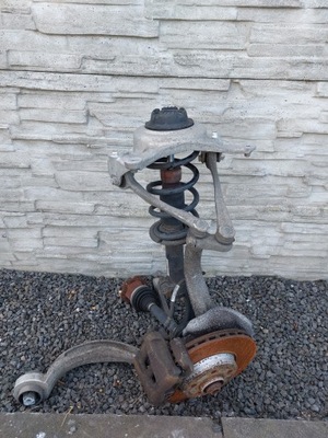 A4 8k a5 8t macpherson поворотний кулак правий перед фото №1